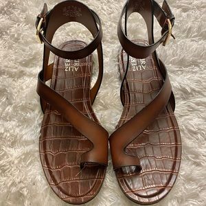 Naturalizer Sally Sandal Women’s Size 9